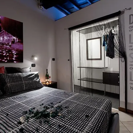 Chroma Italy - Chroma Apt Campo De' Fiori Room photo
